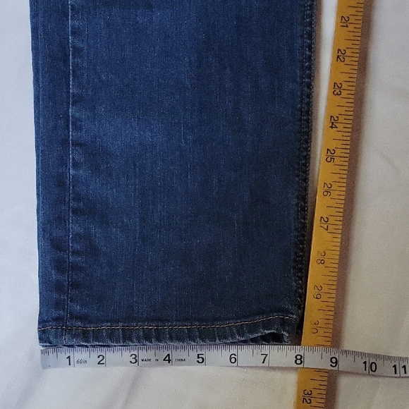 Levi's 541 Blue Straight Jeans Classic Everyday Size 36 - Picture 3 of 10